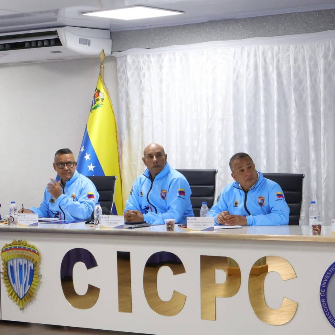dirigida a Directores de Unidad, jefes de Redip, jefes de estados y Directores de Línea