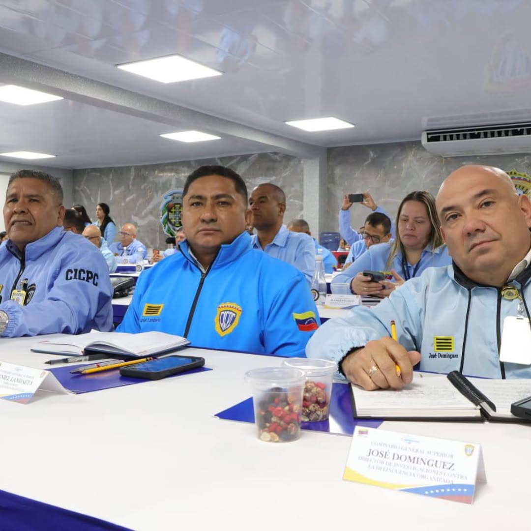 dirigida a Directores de Unidad, jefes de Redip, jefes de estados y Directores de Línea